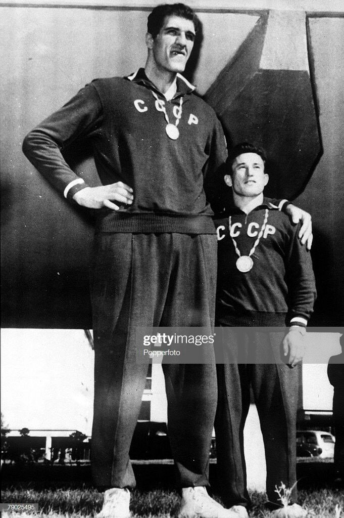 Olympiad, 1960 - the highest and lowest athlete from the USSR - 210 and 168 cm tall, giants, intersenoe, historical facts, men, height
