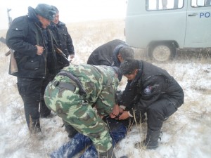 Хулгайн буугаараа гурван хүний амь насыг хохироосон гэмт этгээдийг баривчиллаа