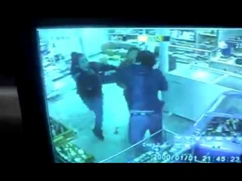Эмэгтэй хүнийг ингэж зодож болдог юм уу?????