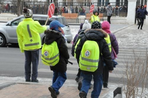 Сурагчдын амралтыг сунгахаар болов