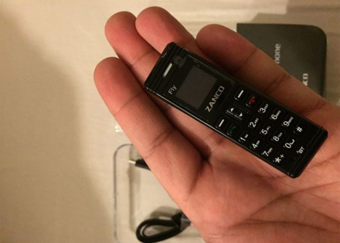 Дэлхийн хамгийн жижиг гар утас