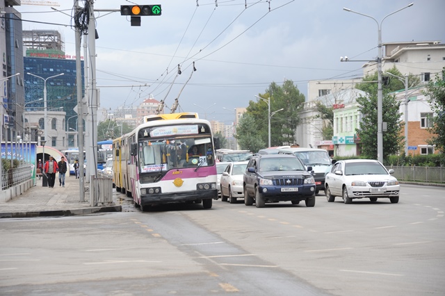 Автомашиныг дугаараар нь ялган хөдөлгөөнд оролцуулна