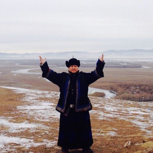 Дуучин Т.Дэлгэрмөрөн "монголын анхны генерал ИСМҮС болов"
