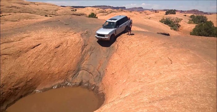 Range Rover ийм бартаат замд тохиромжтой юу