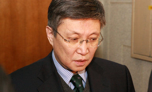 С.Баяр: “Ерөнхий сайд хүн аль нэг нөхөрт зодуулаад, эсвэл зодоод сууж байх уу?”