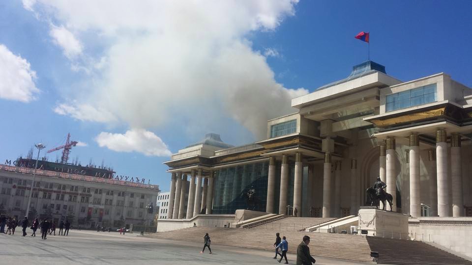 Улс гашлахын цагт...