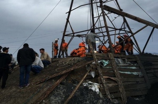 Сонгуулийн дуулианд дарагдсан хоёр уурхайчны амь