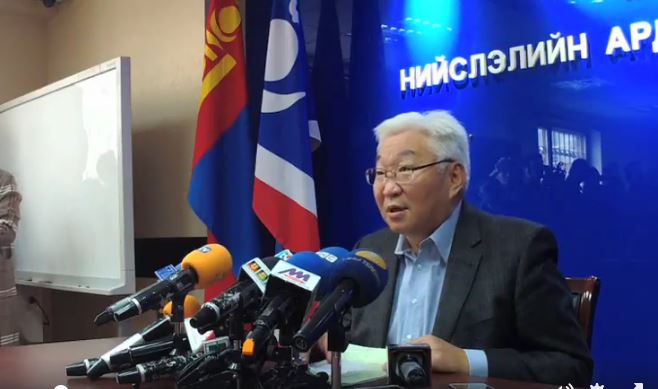Э.Бат-Үүл: М.Энхболд Монголыг дөрвөн тэрбум долларын барьцаанд тавих гэж байна, УРД ХӨРШИД