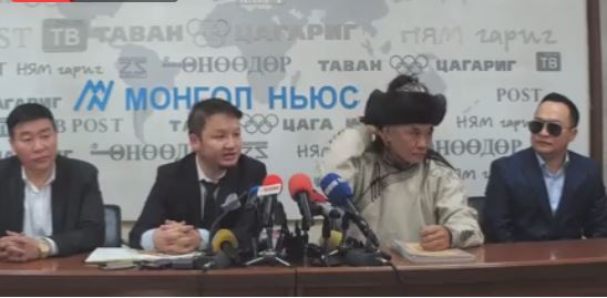 Оросын хэвлэлд : Оросын дипломатч Монголын фашистыг эмнэлэгт илгээжээ!