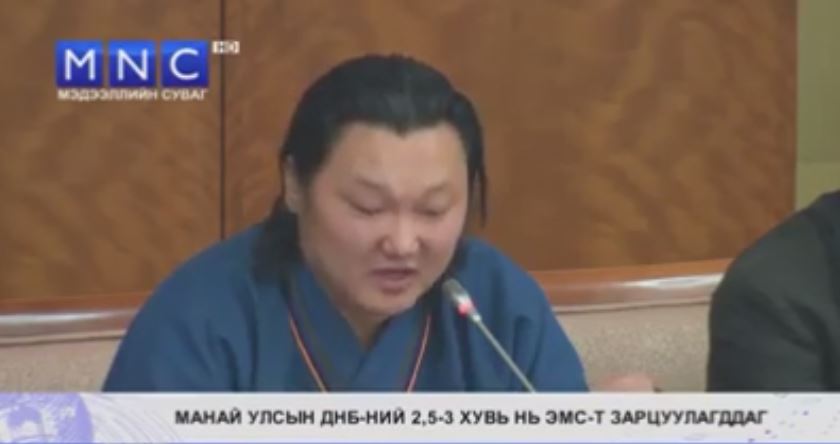 С.Жавхлан: Монголчуудаа эм худалдан авахаа боль, өлөн шээсээ ууцгаа