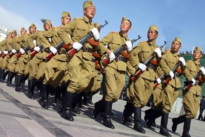 Өнөөдөр монгол цэргийн баярын өдөр