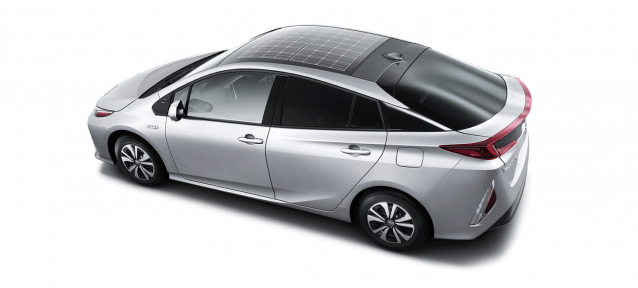 “Prius"-ийн дараагийн загвар нарны эрчим хүчээр явна