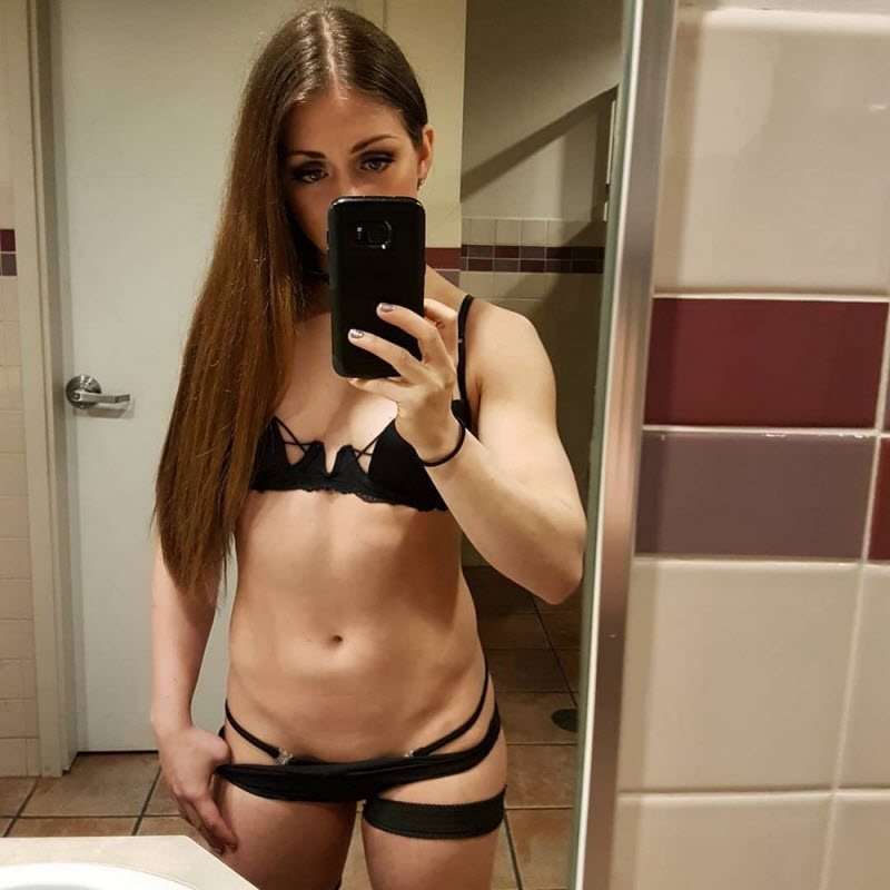Тайчигч хүүхнүүдийн сельфи /18+/