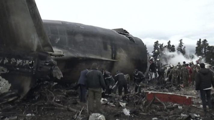 Алжирт нисэх онгоц осолдсоны улмаас 257 хүн амиа алджээ