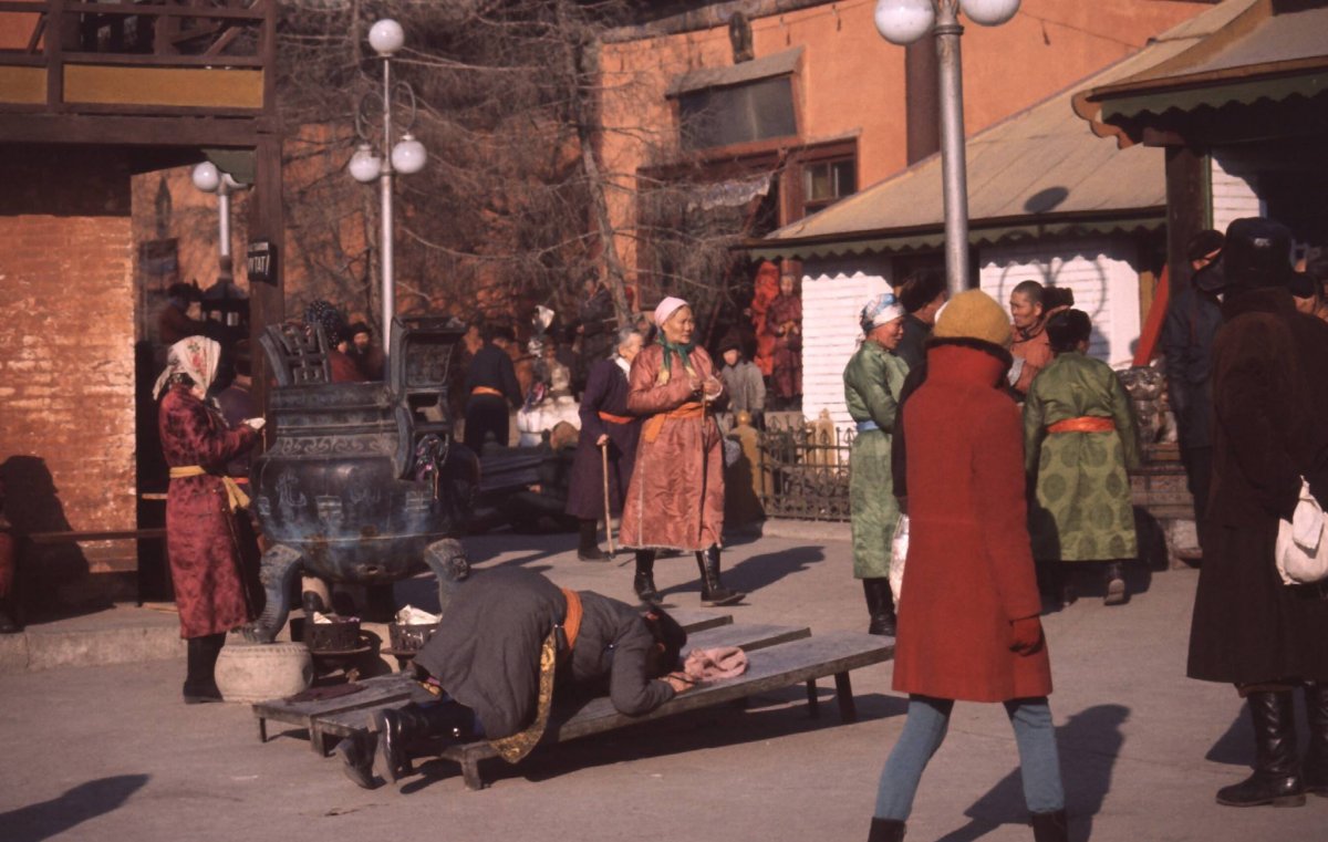 42 жилийн өмнөх буюу 1976 оны МОНГОЛ УЛС /ФОТО/ 