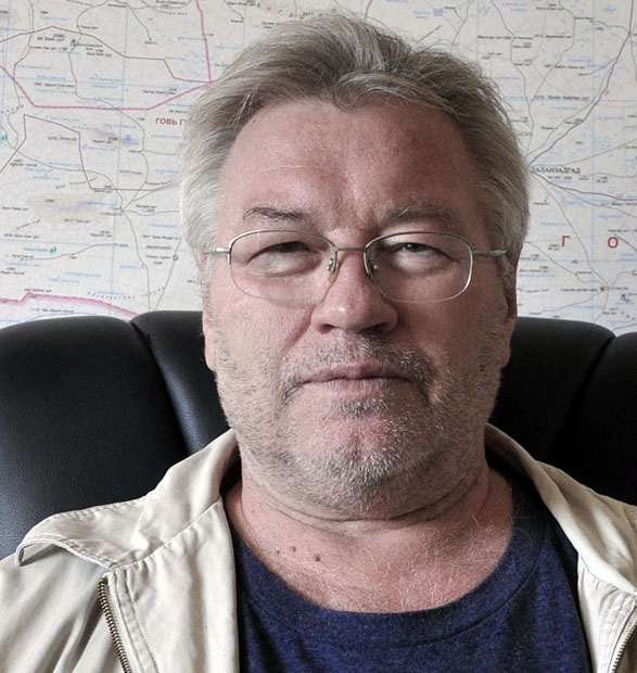 Кручкин Юрий Николаевич: Тагнуулч, дипломатч, сэтгүүлч бараг нэг мэргэжил