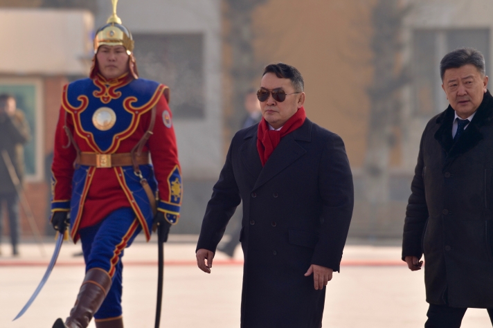 Ерөнхийлөгч Х.Баттулга: Гадаадаас ажиллах хүчин оруулж байгаа нь Монгол Улсын Үндэсний аюулгүй байдалд сөргөөр нөлөөлж буй...
