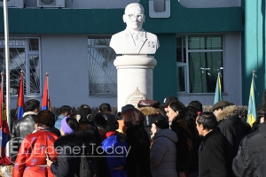 Монгол улсын төр, нийгмийн нэрт зүтгэлтэн Ю.Цэдэнбалын хөшөөний нээлт боллоо 