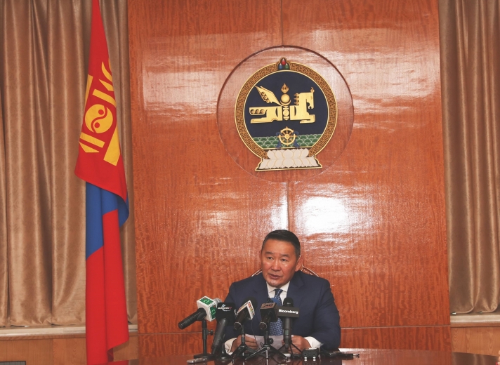 М.Чинбат, С.Алиманцэцэг нарыг Монгол Улсын Ерөнхий прокурорын орлогчийн албан тушаалд томилох асуудлыг зөвшилцөхөөр хүргүүлэв