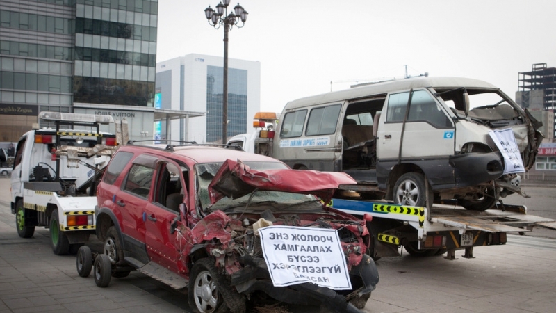 Долоо хоногт 14 хүүхэд зам тээврийн осолд өртжээ