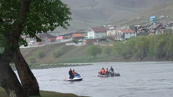 Үер усны аюулаас сэрэмжлүүлж байна