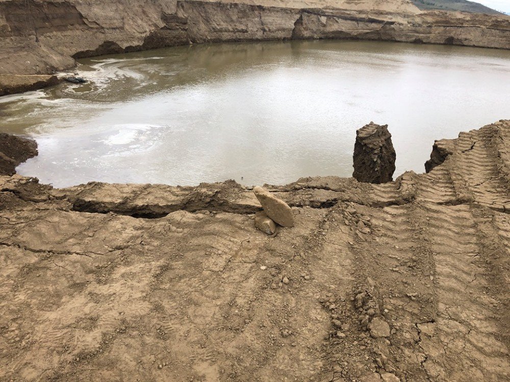 Сэлэнгэ аймгийн уурхайд осолдсон иргэний цогцсыг гаргаж авлаа 