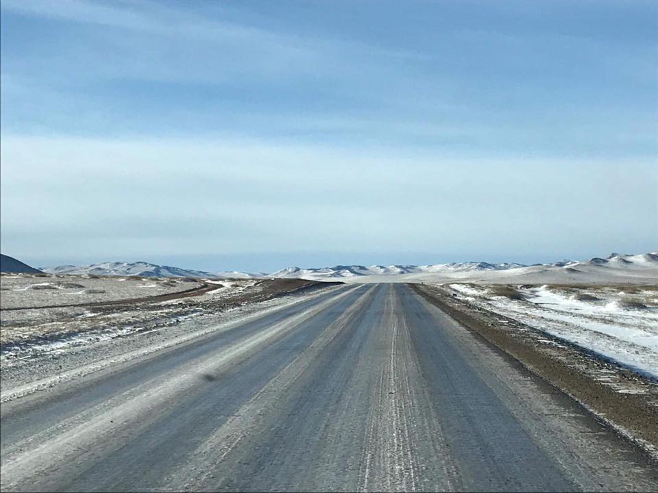 Сэрэмжлүүлэг: Төв, Дундговь аймгийн чиглэлийн авто замд мөсөн гадаргуу үүсчээ