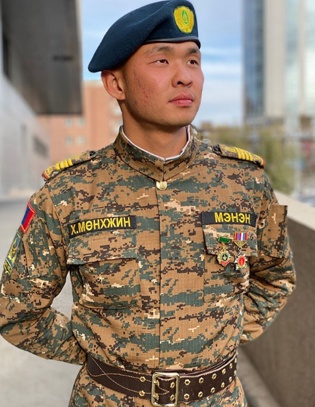 Дамбын Хишгээгийн хүү Мөнхжин: Монгол хүмүүс өөрсдөө хилээ хайрлаж, хүндлэхгүй байхад Хятадууд дээдлэхгүй