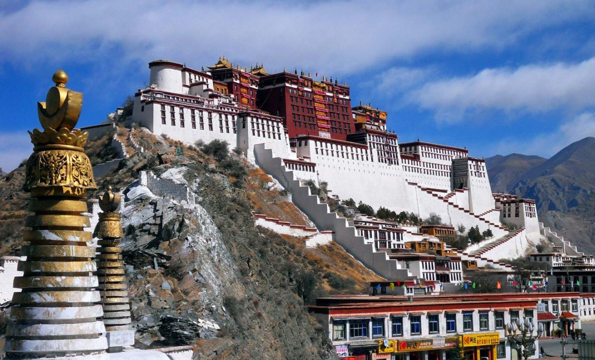 'Хятадаас илүү Монголчуудад Төвдийг өөрсдийн нэг хэсэг гэж үзэх түүхэн үндэслэл бий'
