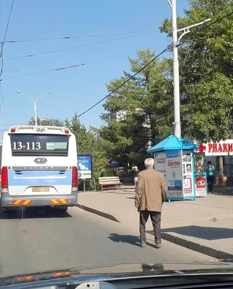 Ахмад настай иргэнийг орхин явсан автобусны жолоочид хариуцлага тооцов