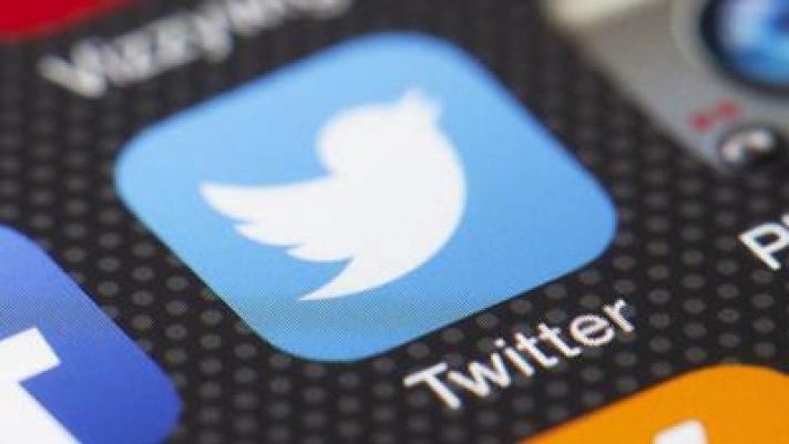 АНУ-ын нэр нөлөө бүхий хүмүүсийн “Twitter” хаяг цахим халдлагад өртжээ
