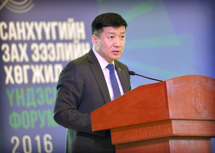 С.Баярцогт: “Монголын төрд үнэнч зүтгэх” үнэхээр халтай гэж үү?