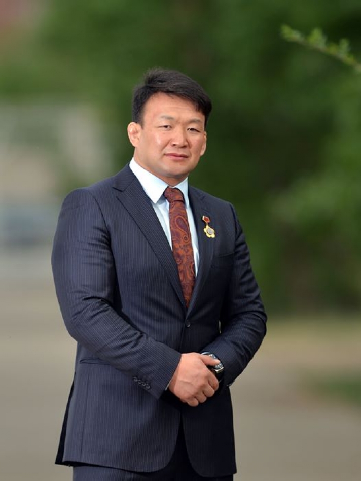 Монгол улсын хөдөлмөрийн баатар Н.Түвшинбаяр МҮОХ-ны Ерөнхийлөгч боллоо