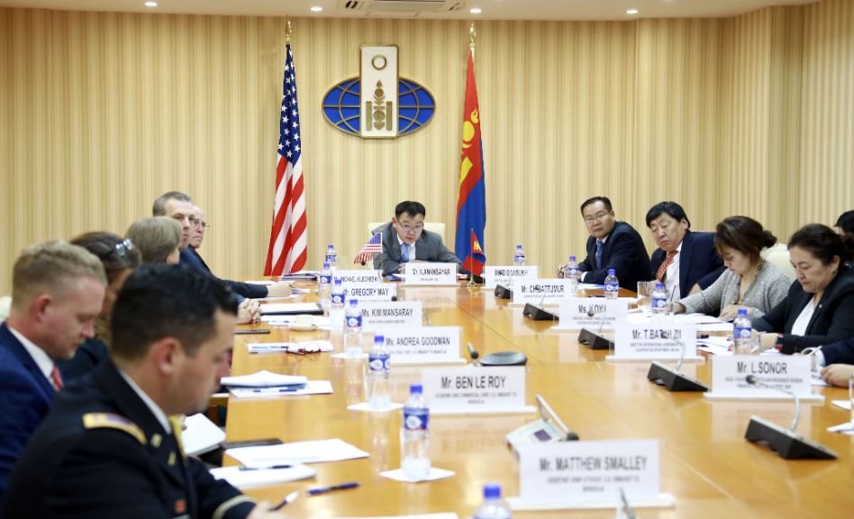 Монгол, Америкийн зөвлөлдөх уулзалт болов