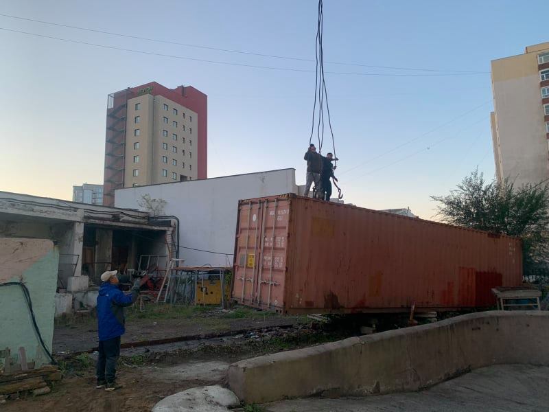 Зам талбайн хүрэлцээ хангамжийг нэмэгдүүлэх үүднээс зөвшөөрөлгүй чингэлэгүүдийг зөөж чөлөөлөв