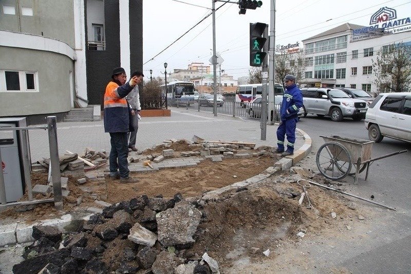 Байнгын засвартай, баатар хотын замууд