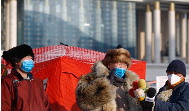 Төв талбайд ил гал гаргах хэрэгсэл нэвтрүүлэх гэж байсныг буцааж, УИХ-ын гишүүн С.Ганбаатарын майханд цахилгаан халаагуур холбож өгчээ