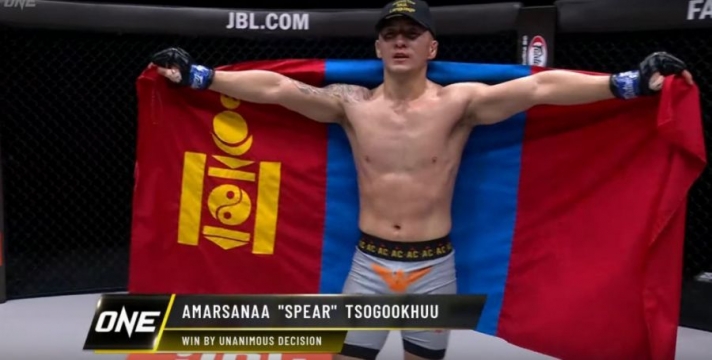 “Жад” хочит тулаанч Ц.Амарсанаа “One Championship” холбоонд 2 дахь ялалтаа авлаа