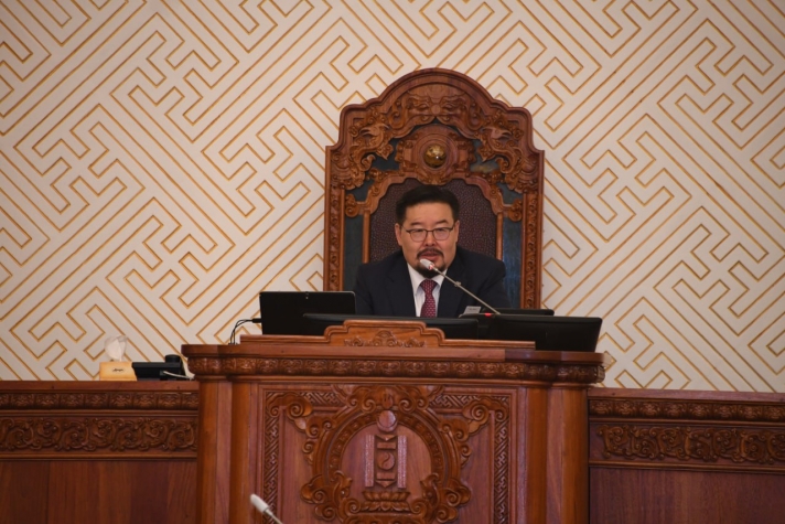Монгол Улсын Ерөнхийлөгчийн тангараг өргөх ёслолын журмыг шинэчлэн баталлаа