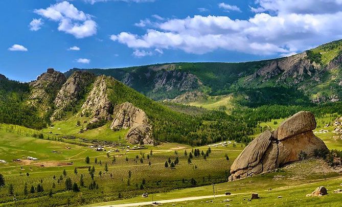 Тэрэлж орчмын амралт, жуулчны баазуудад шалгалт хийж, тухайн баазууд үйл ажиллагаагаа түр зогсоожээ