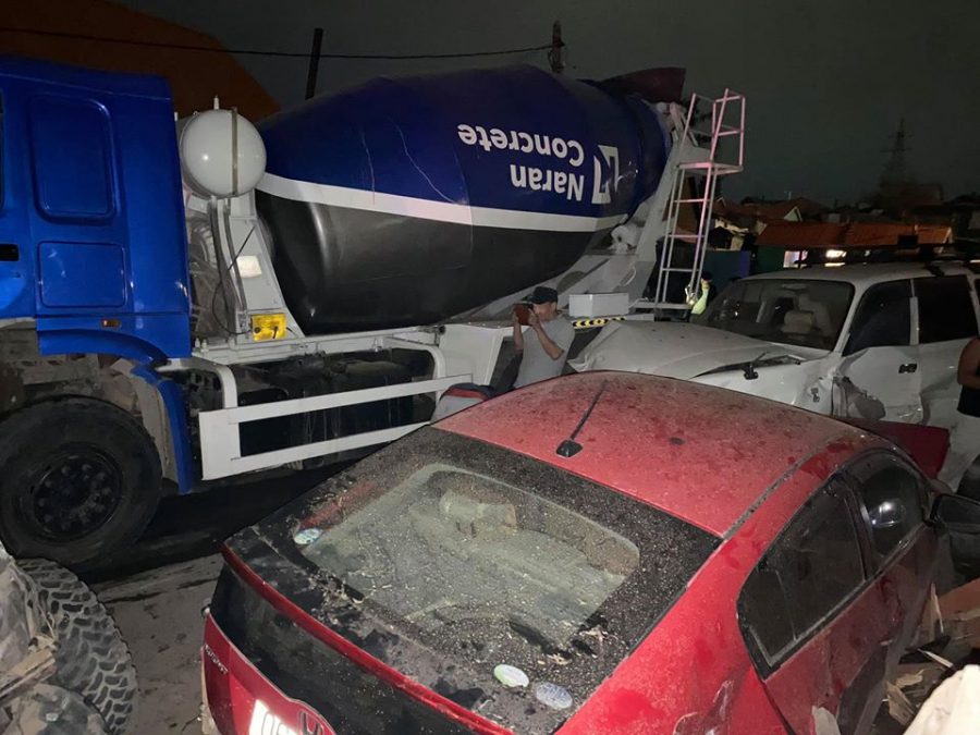 Том оврын автомашины жолооч суудлын 11 автомашин мөргөжээ