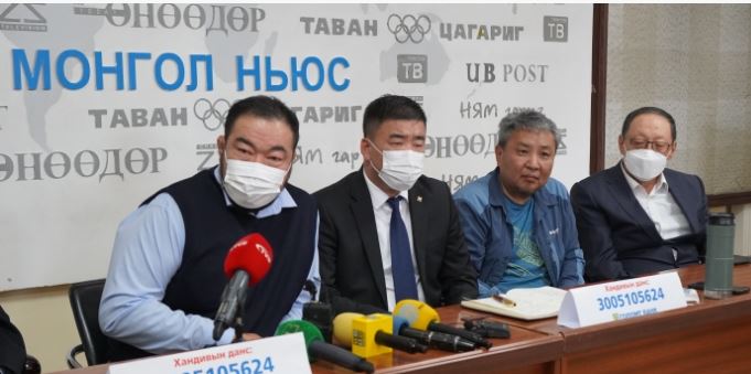 Б.Бат-Эрдэнэ: "Андлалын өргөө" байсан газарт ганц гадас ч болтугай босгох хэрэгтэй...