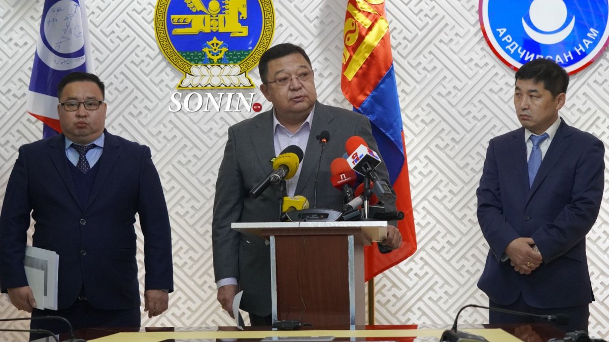 С.Эрдэнэ: Х.Баттулгын урт гар хорлонтой үйл ажиллагаа явуулсаар байна