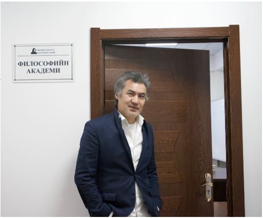 С.Молор-Эрдэнэ: Монголчуудыг хонь л нэгтгэдэг