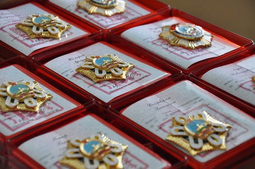 Төрийн одон медаль гаргаж өгнө гэж 55 сая төгрөг залилжээ