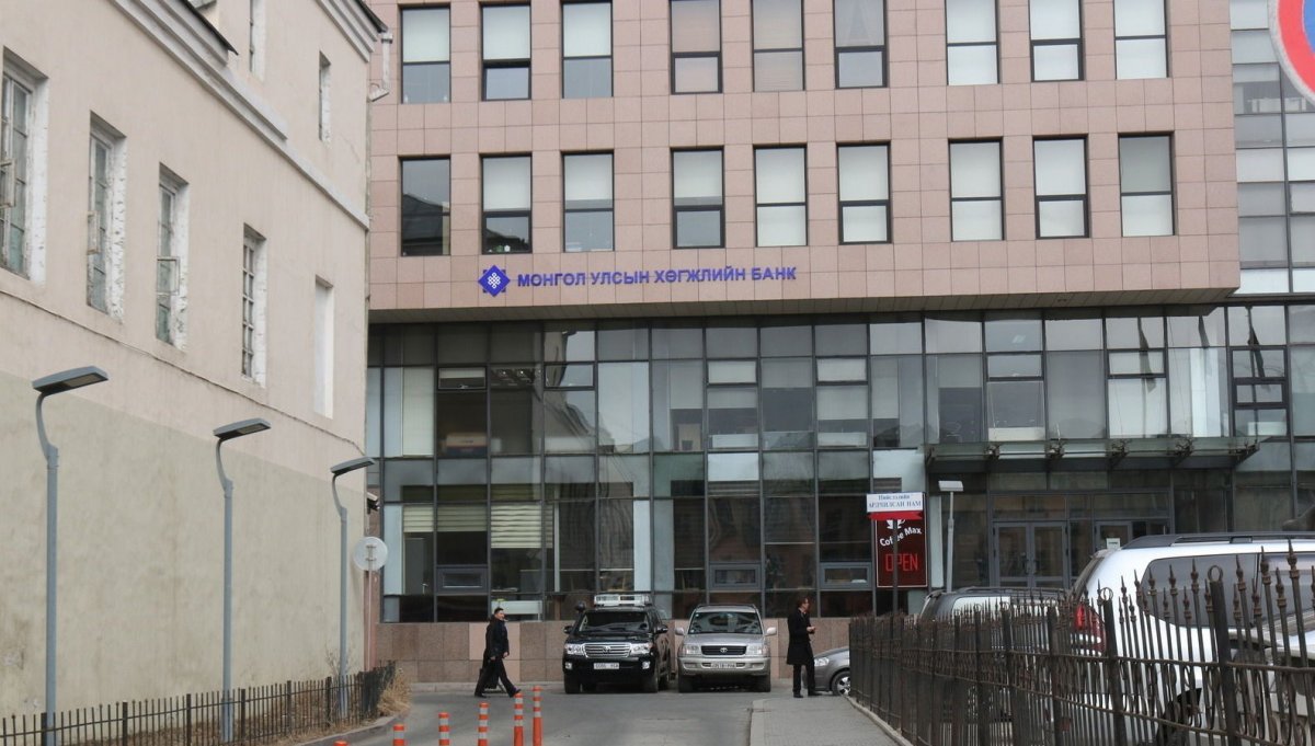 Хөгжлийн Банкны найдваргүй найман зээлдэгчийн шүүхийн шийдвэр гарчээ