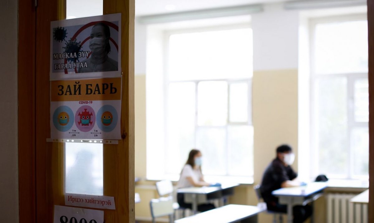 Өгөгдлийн сан бүрдүүлэх явцад алдаа гарснаас шалтгаалсан 95 сурагчийн монгол хэл бичгийн шалгалтын оноог залруулжээ