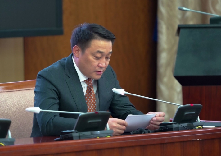 Д.Амарбаясгалан: Сайн ч бай, муу ч бай парламент байгаа тулдаа Монгол тусгаар тогтнолоо хадгалж байна
