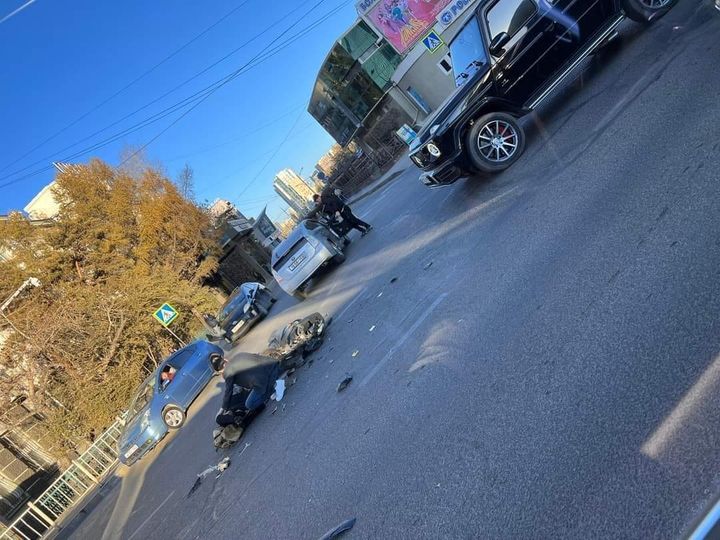 Ослын улмаас хүн гэмтээгүй