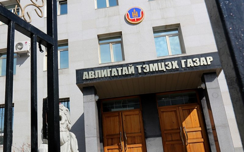 БНХАУ-ын иргэн нь нийтийн албан тушаалтанд хахууль өгч байгаад баригджээ
